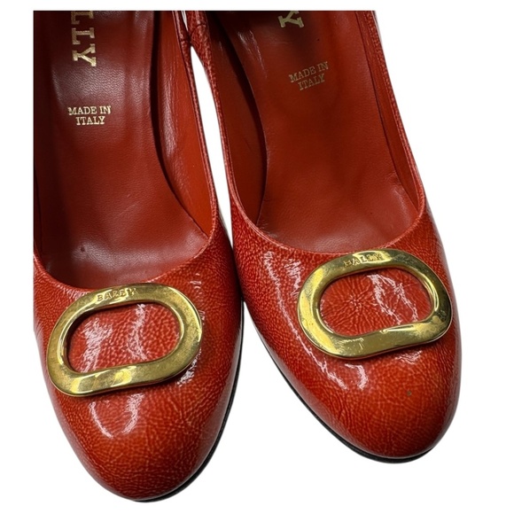 Bally Red Round Toe Pumps Heels - Picture 10 of 10
